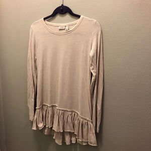 NWOT LOGO Lori Goldstein ruffled bottom top